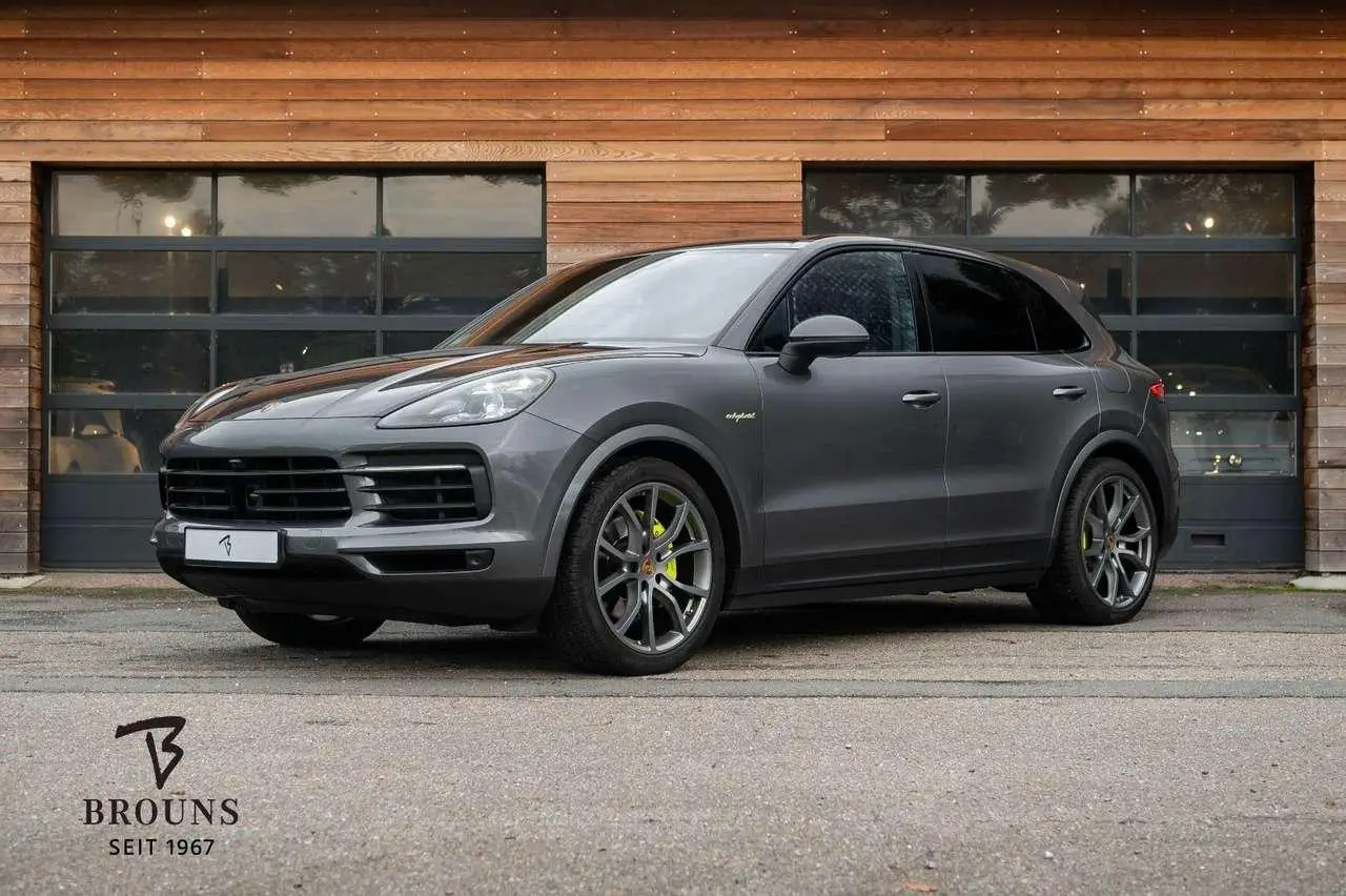 Photo 1 : Porsche Cayenne 2021 Hybride