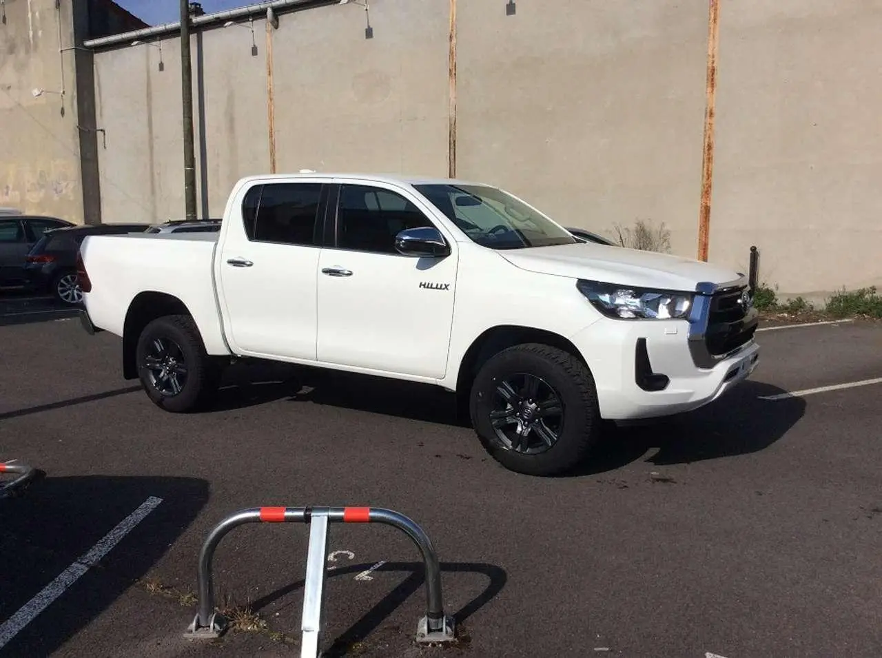 Photo 1 : Toyota Hilux 2024 Diesel