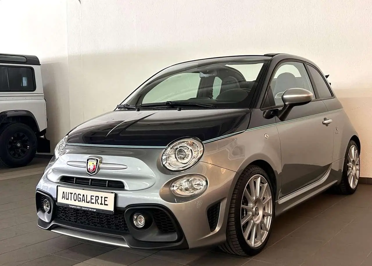 Photo 1 : Abarth 595 2018 Petrol