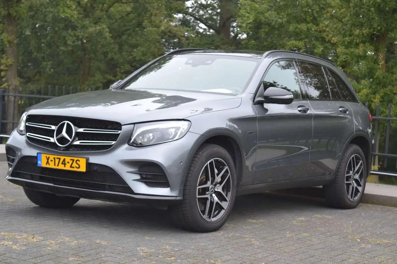 Photo 1 : Mercedes-benz Classe Glc 2018 Hybride