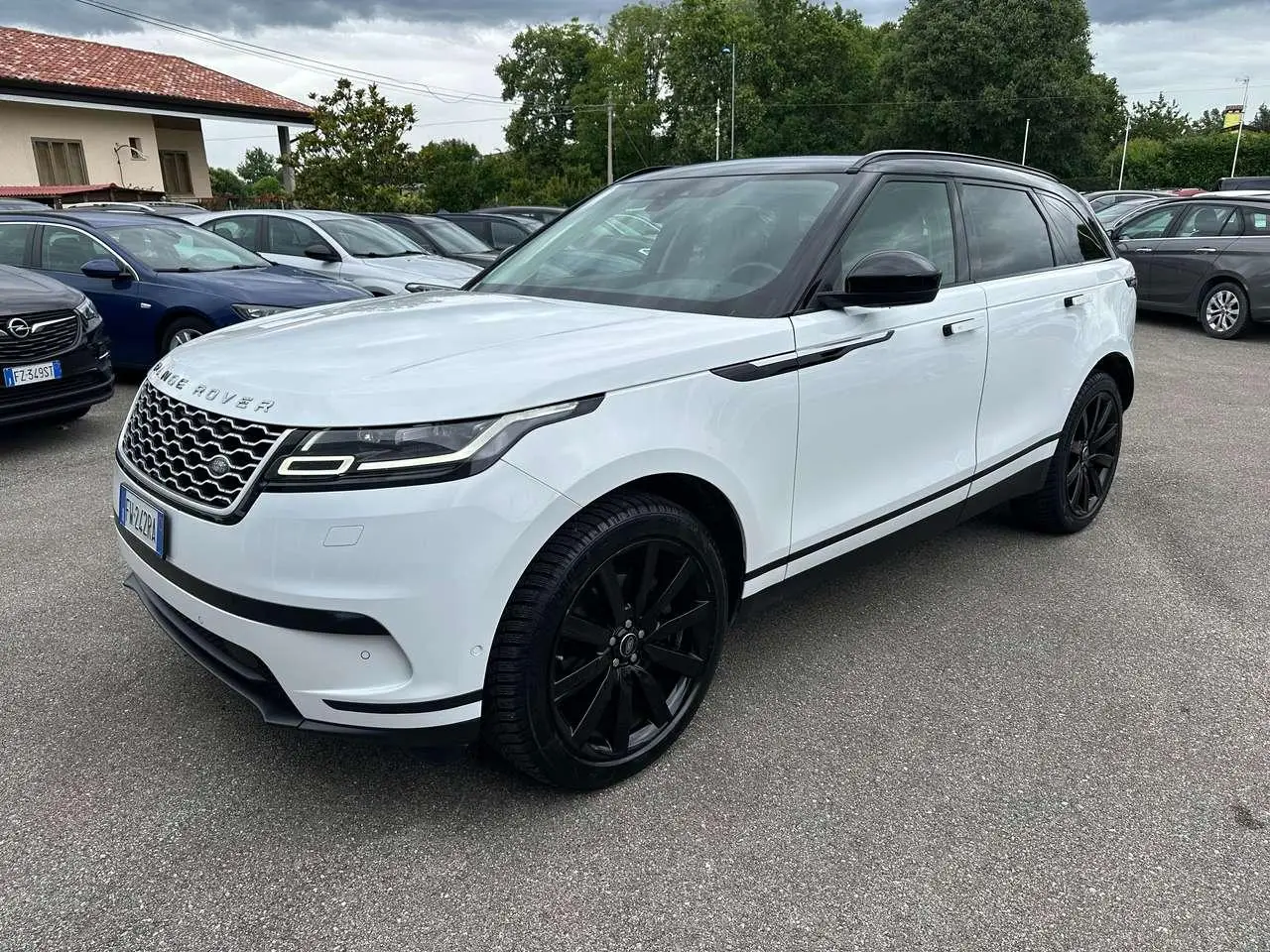 Photo 1 : Land Rover Range Rover Velar 2019 Diesel