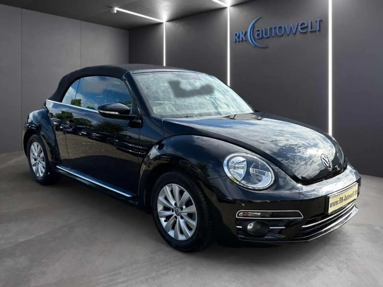 Photo 1 : Volkswagen Beetle 2017 Petrol