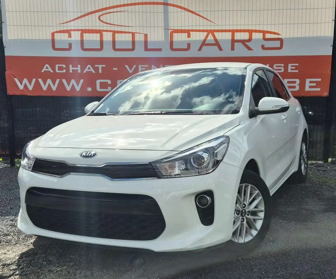 Photo 1 : Kia Rio 2019 Petrol