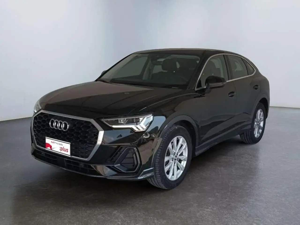 Photo 1 : Audi Q3 2019 Diesel