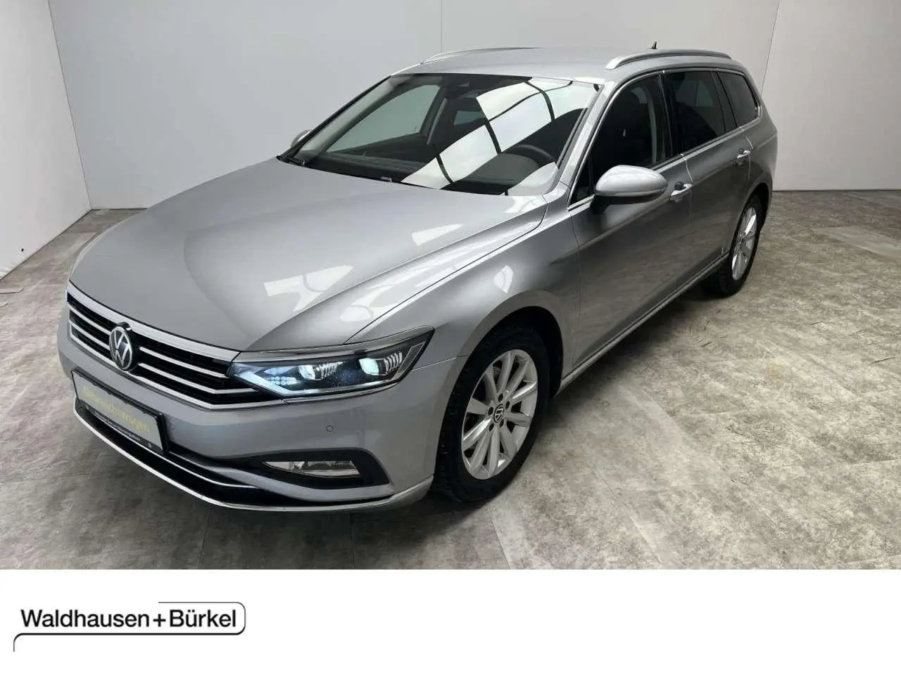 Photo 1 : Volkswagen Passat 2024 Diesel