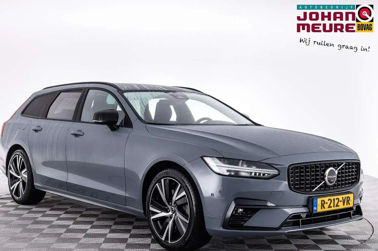 Photo 1 : Volvo V90 2022 Petrol