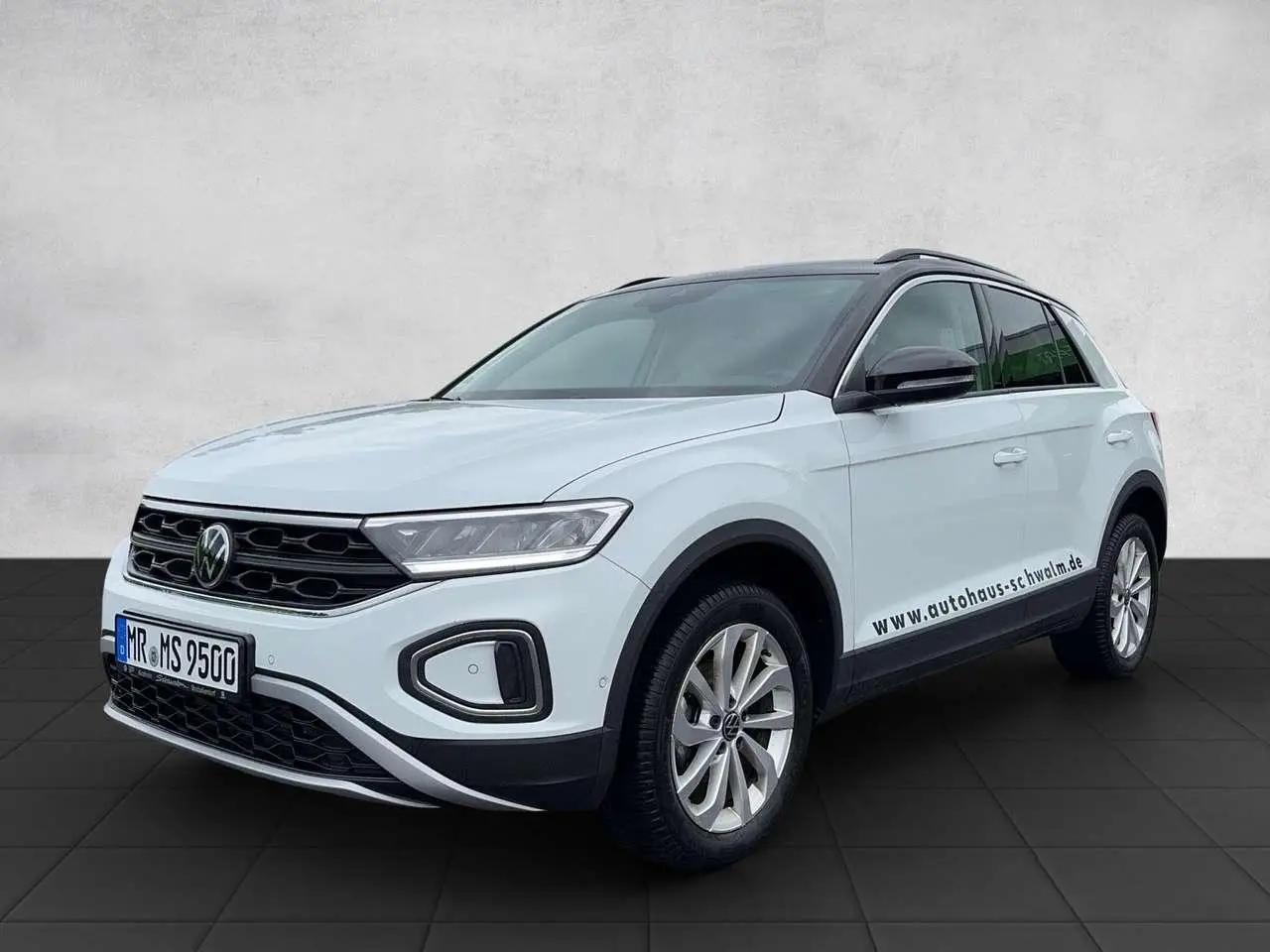 Photo 1 : Volkswagen T-roc 2023 Petrol