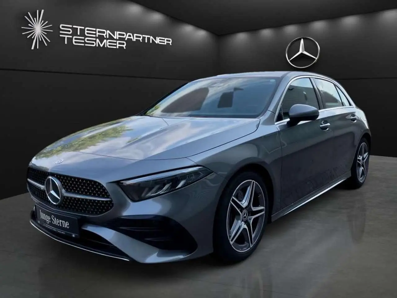 Photo 1 : Mercedes-benz Classe A 2023 Petrol