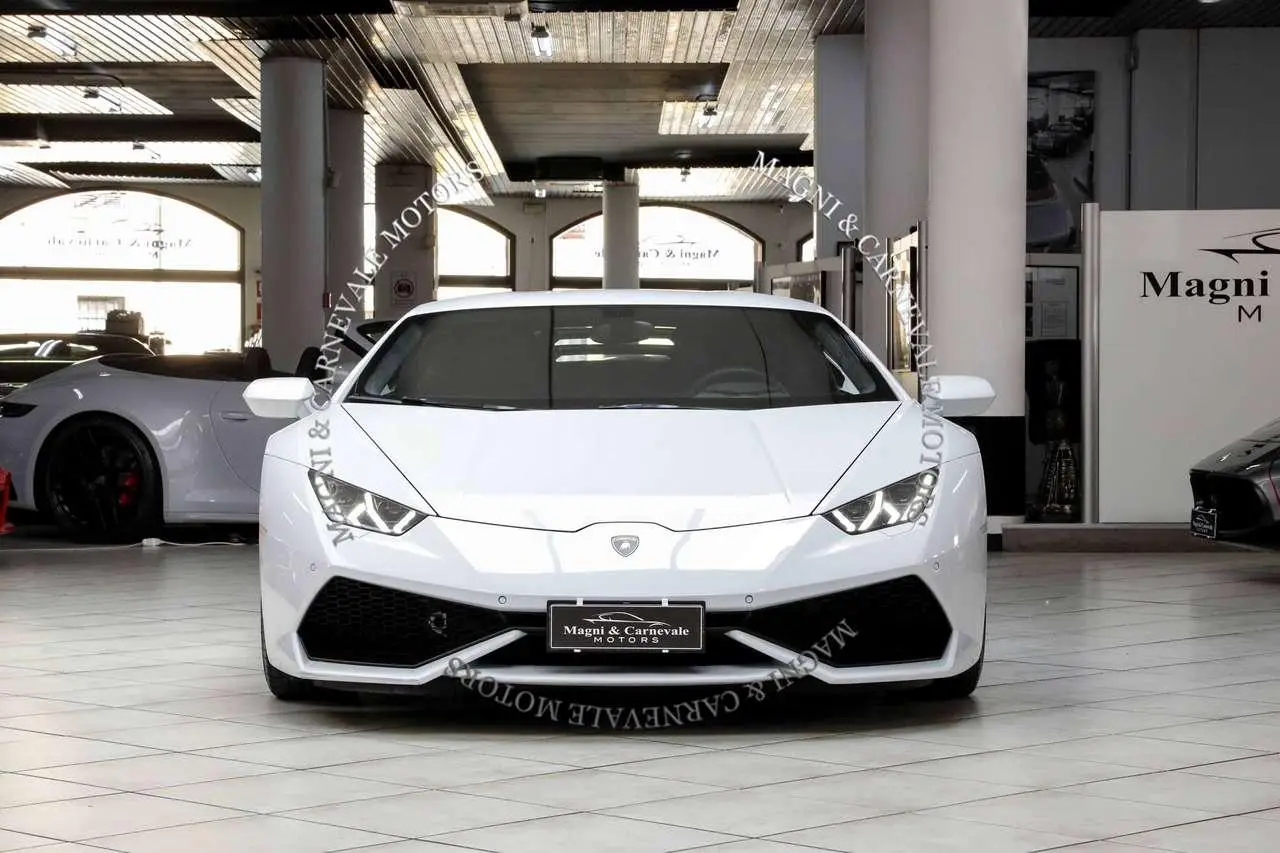 Photo 1 : Lamborghini Huracan 2015 Petrol