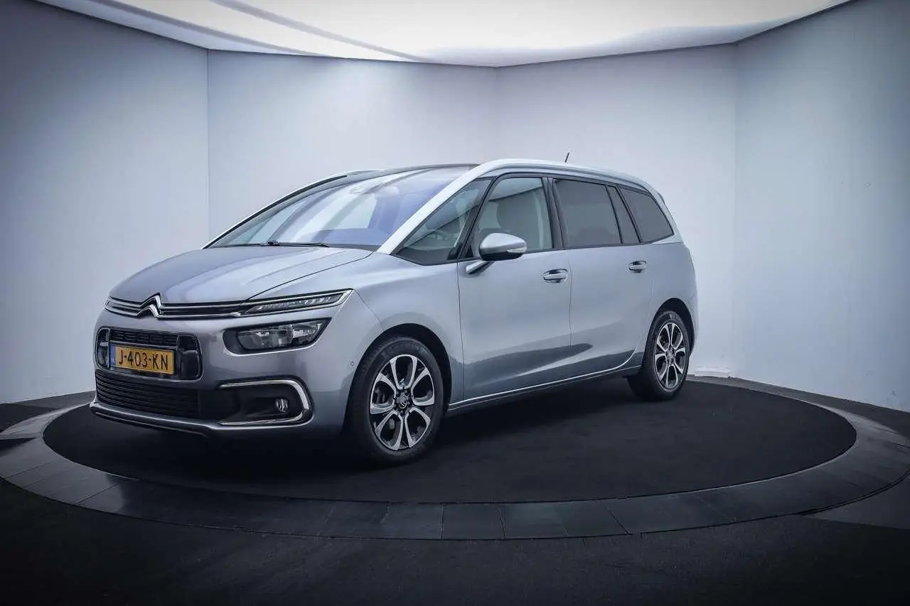 Photo 1 : Citroen C4 2020 Petrol