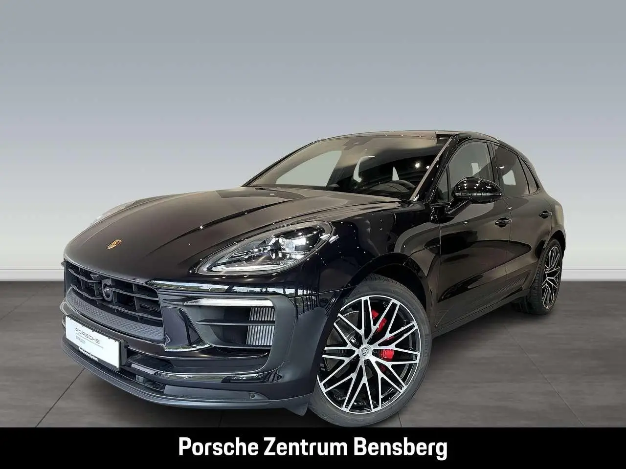 Photo 1 : Porsche Macan 2024 Essence