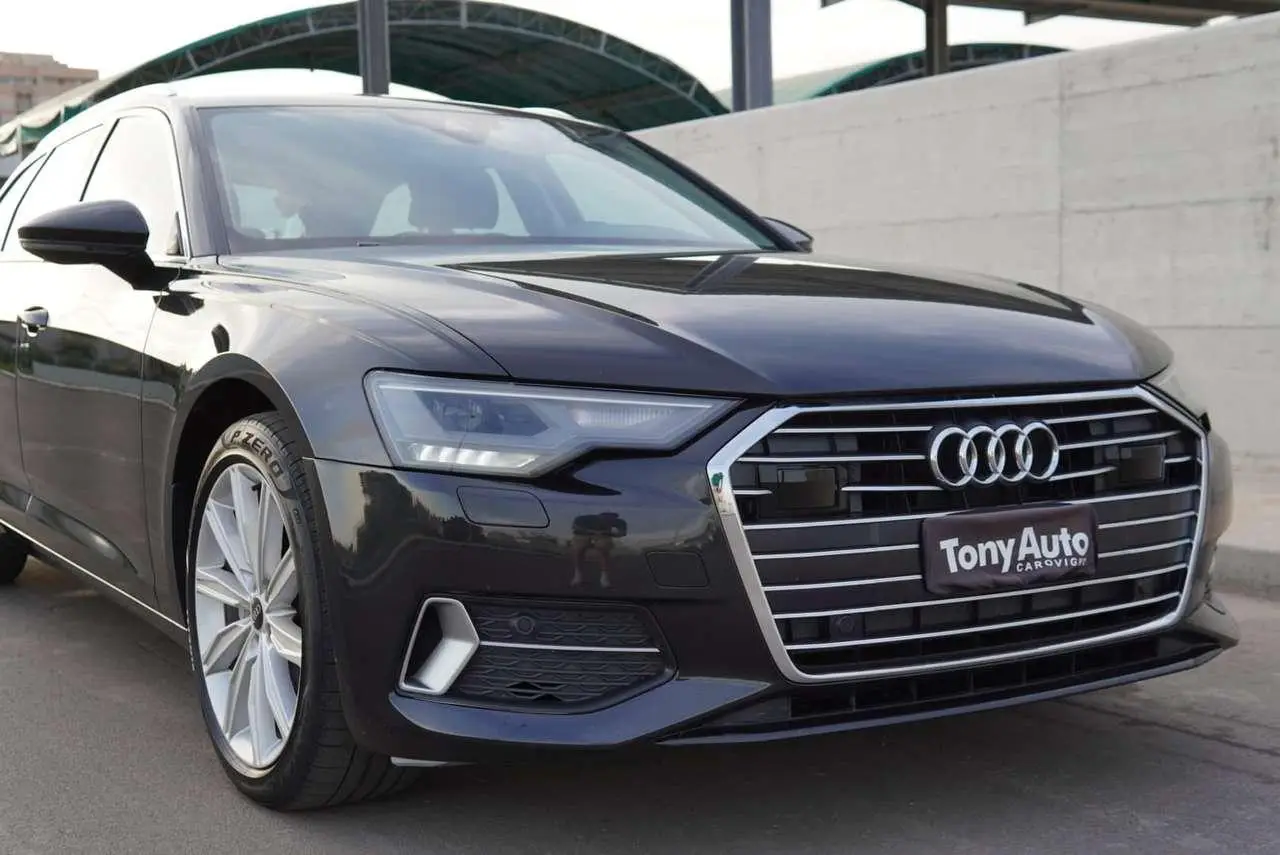 Photo 1 : Audi A6 2020 Hybride