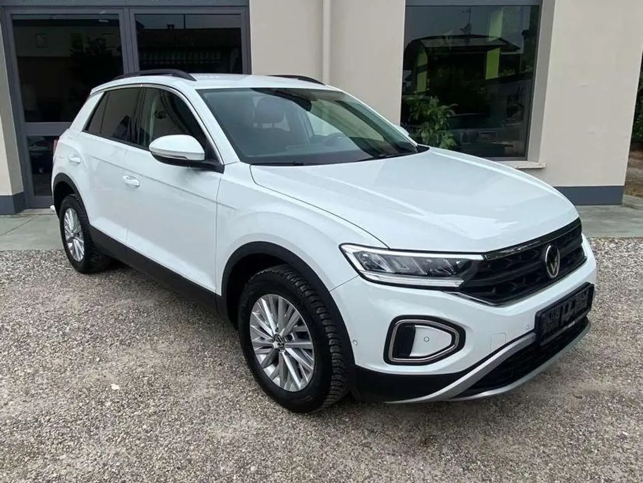 Photo 1 : Volkswagen T-roc 2022 Petrol