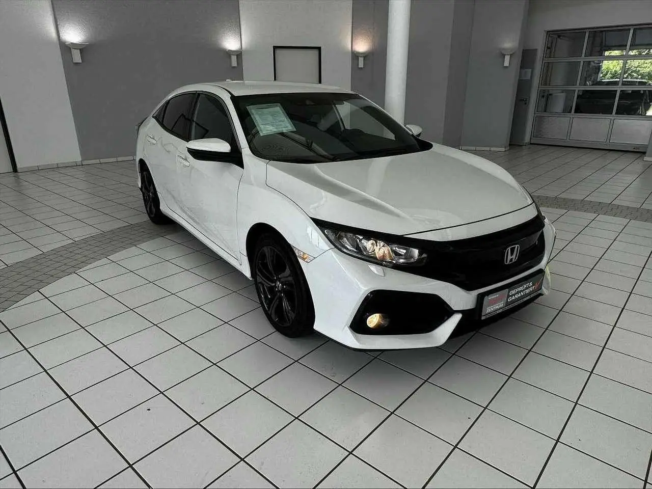 Photo 1 : Honda Civic 2018 Petrol