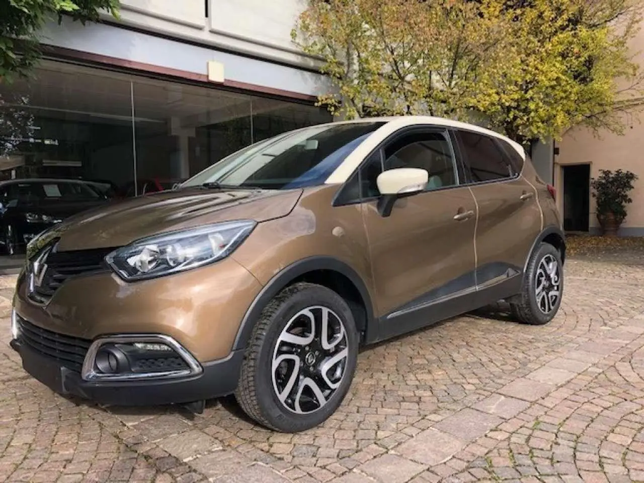 Photo 1 : Renault Captur 2017 Petrol