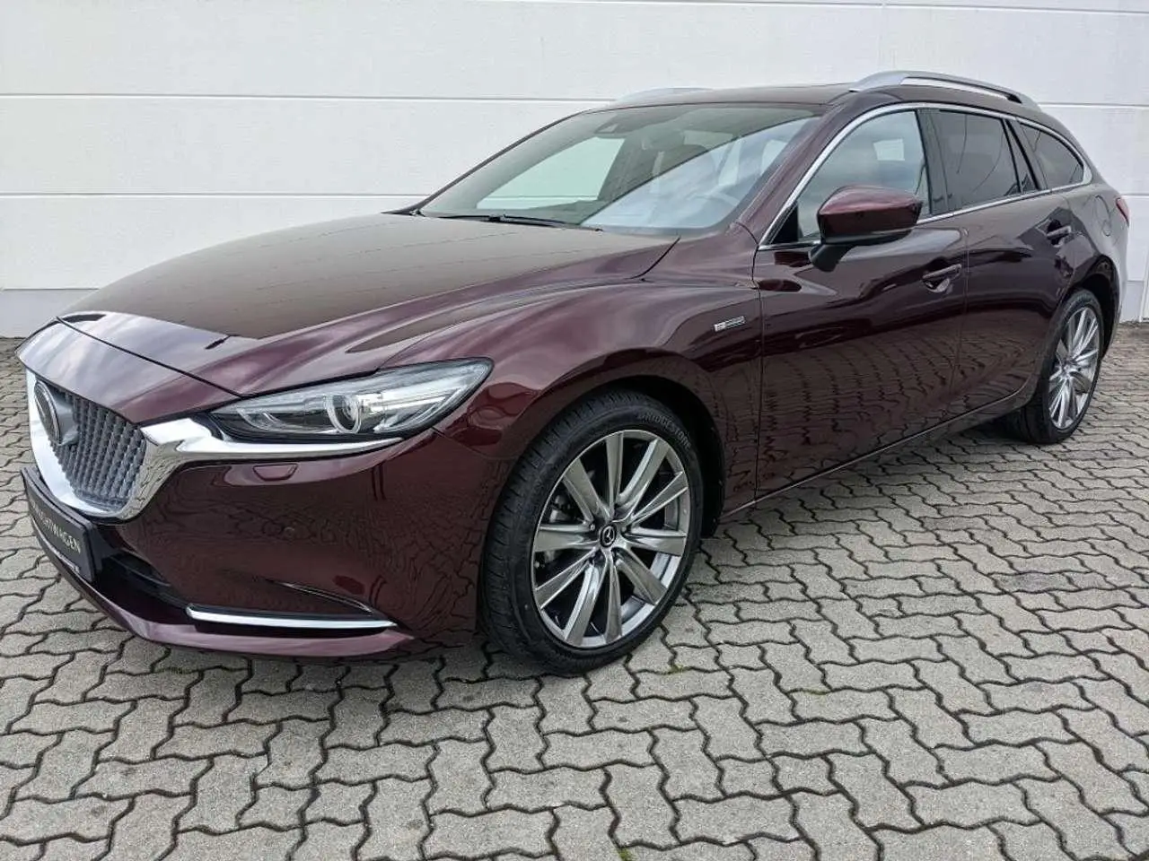 Photo 1 : Mazda 6 2023 Petrol