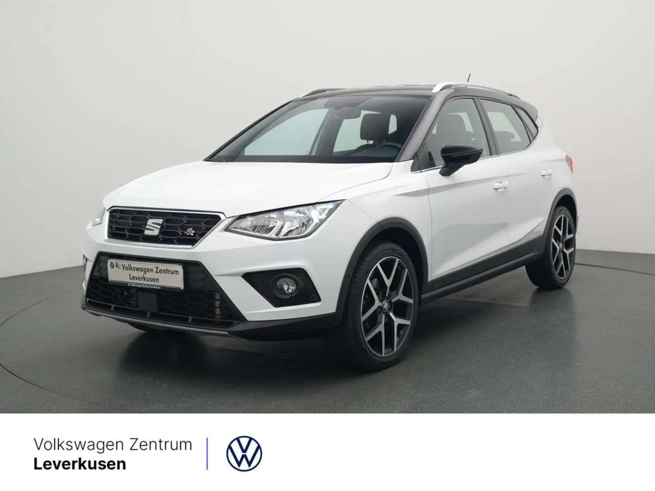 Photo 1 : Seat Arona 2021 Petrol