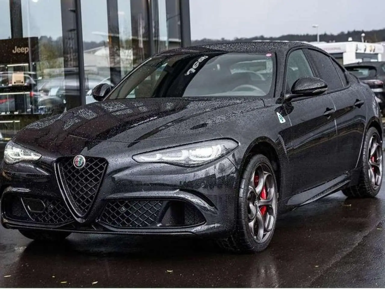 Photo 1 : Alfa Romeo Giulia 2024 Petrol