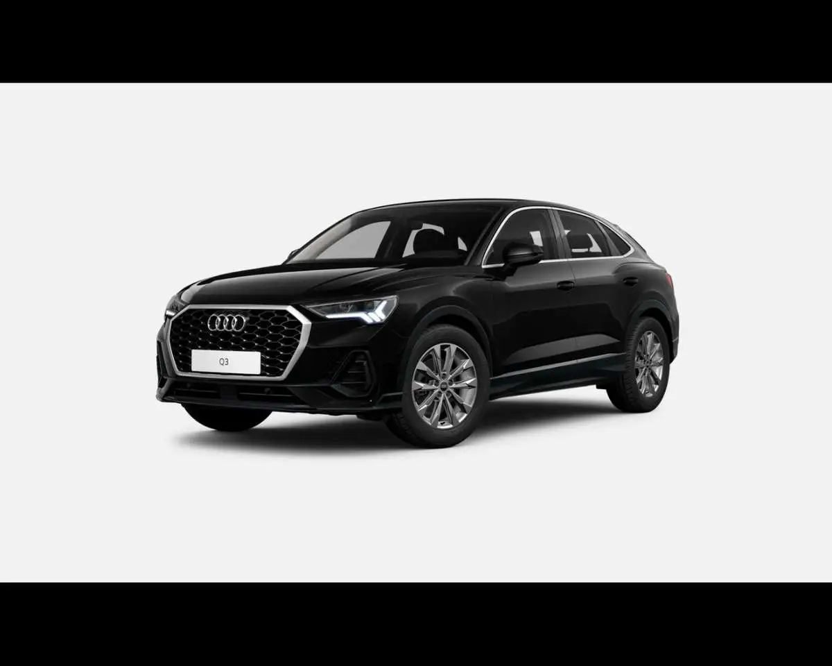 Photo 1 : Audi Q3 2024 Essence