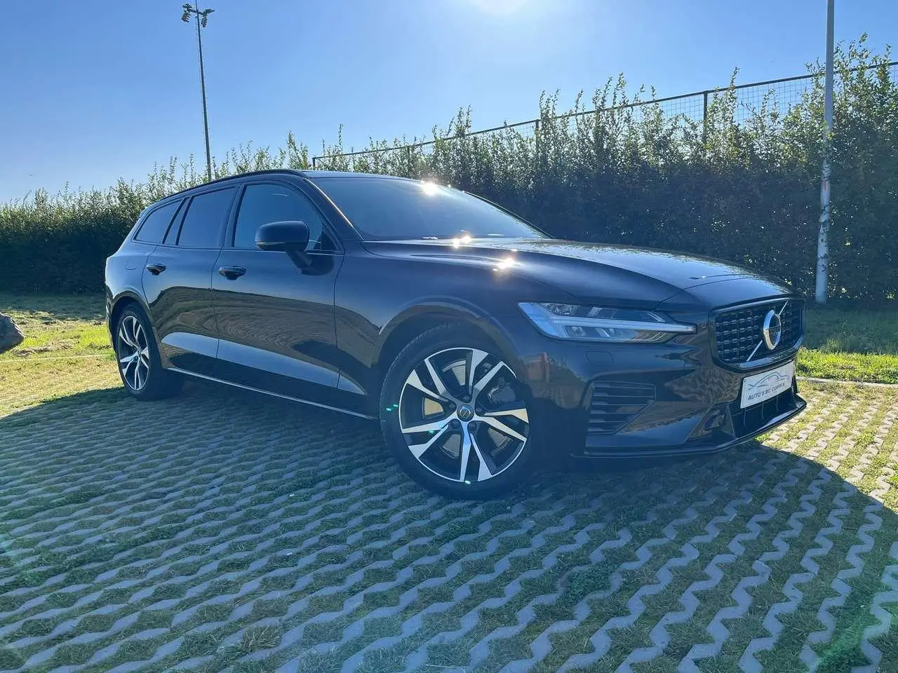 Photo 1 : Volvo V60 2021 Hybrid