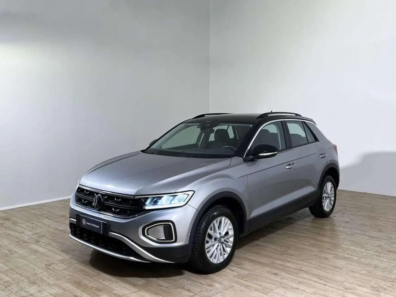 Photo 1 : Volkswagen T-roc 2023 Diesel