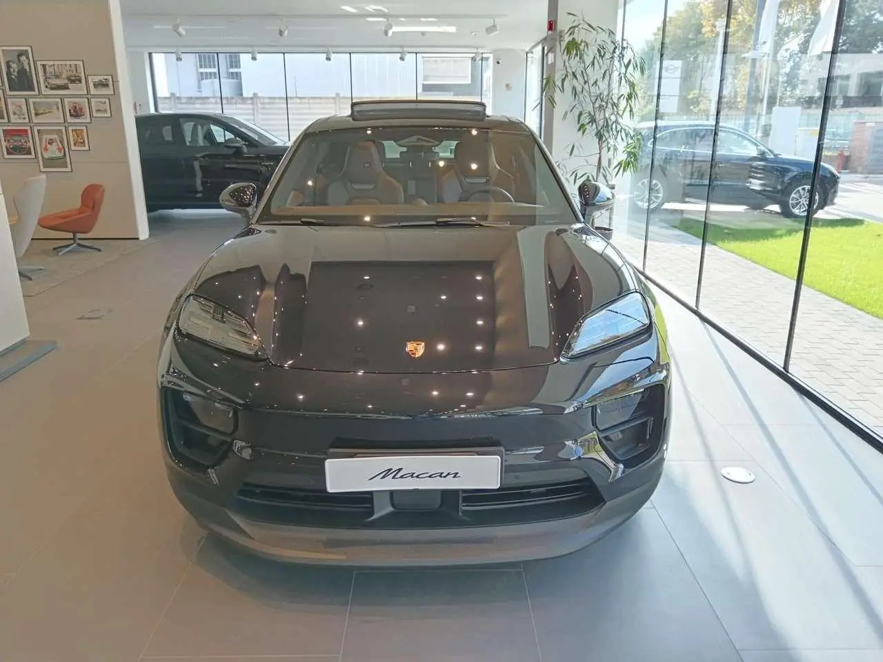 Photo 1 : Porsche Macan 2024 Électrique