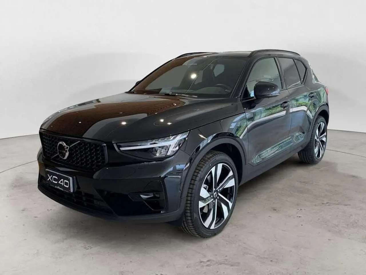 Photo 1 : Volvo Xc40 2024 Hybride