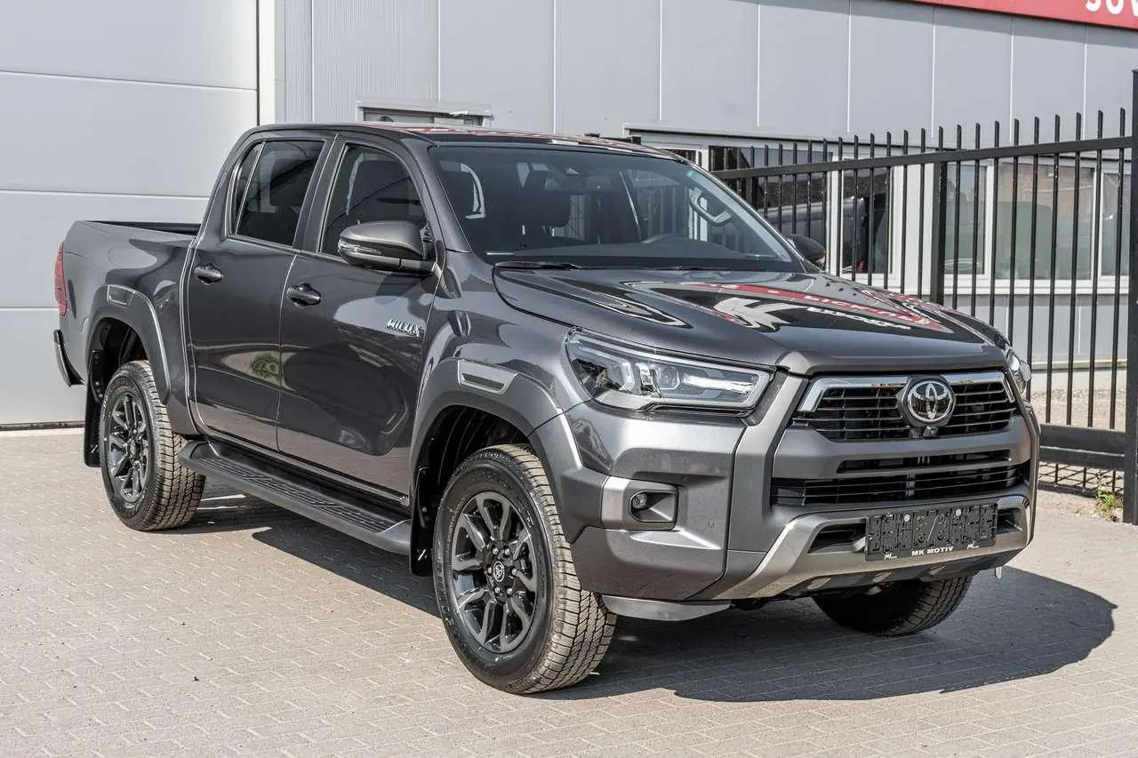 Photo 1 : Toyota Hilux 2023 Diesel