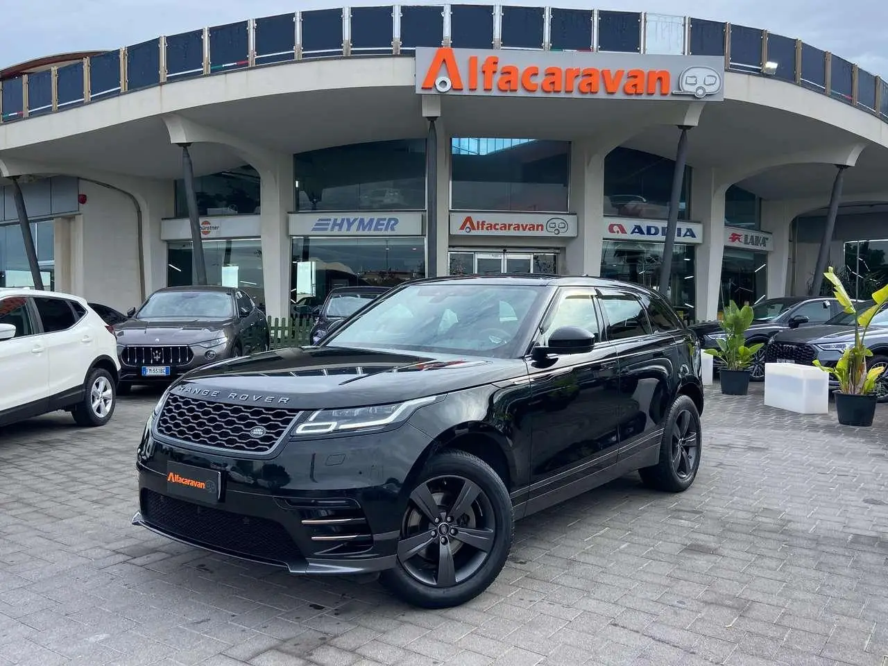 Photo 1 : Land Rover Range Rover Velar 2018 Diesel