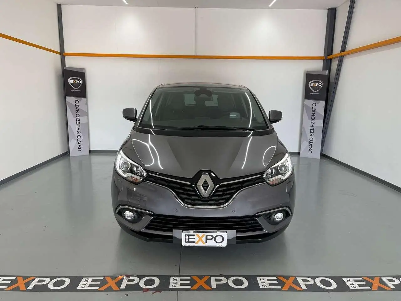 Photo 1 : Renault Grand Scenic 2019 Essence