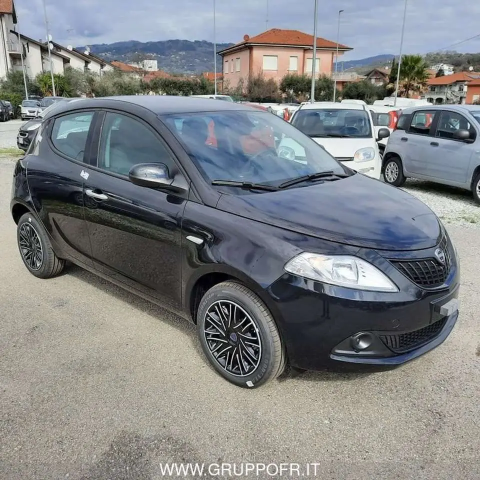 Photo 1 : Lancia Ypsilon 2024 Hybride