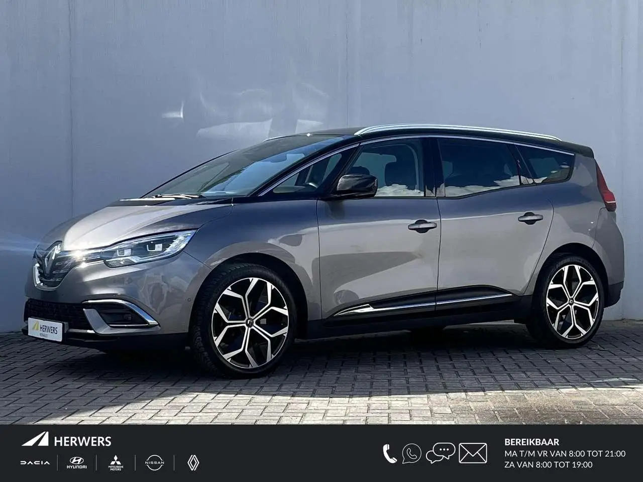 Photo 1 : Renault Grand Scenic 2023 Petrol