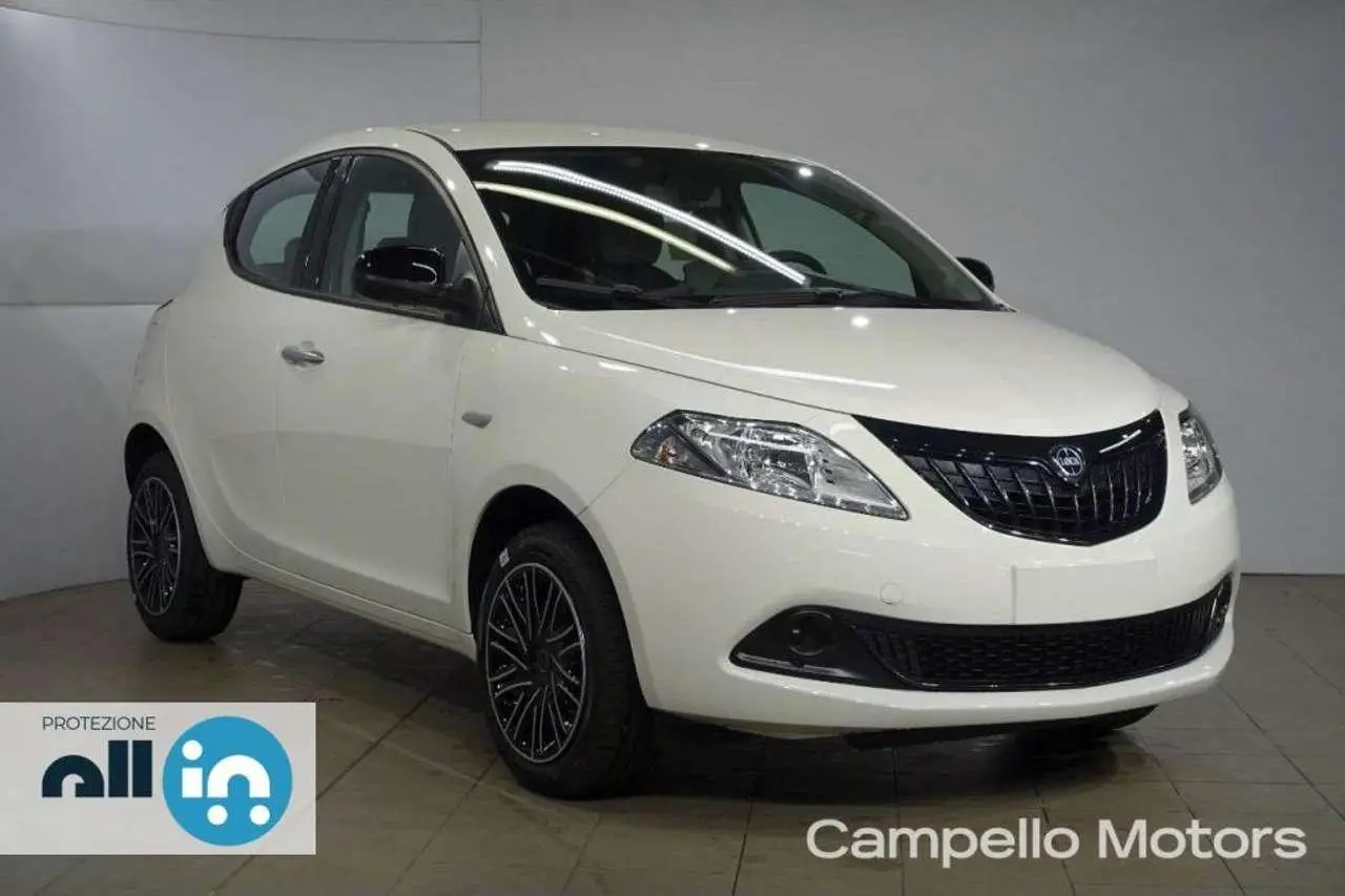 Photo 1 : Lancia Ypsilon 2024 Hybrid