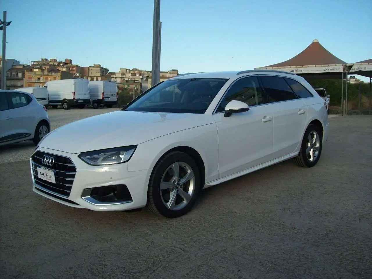 Photo 1 : Audi A4 2020 Hybride