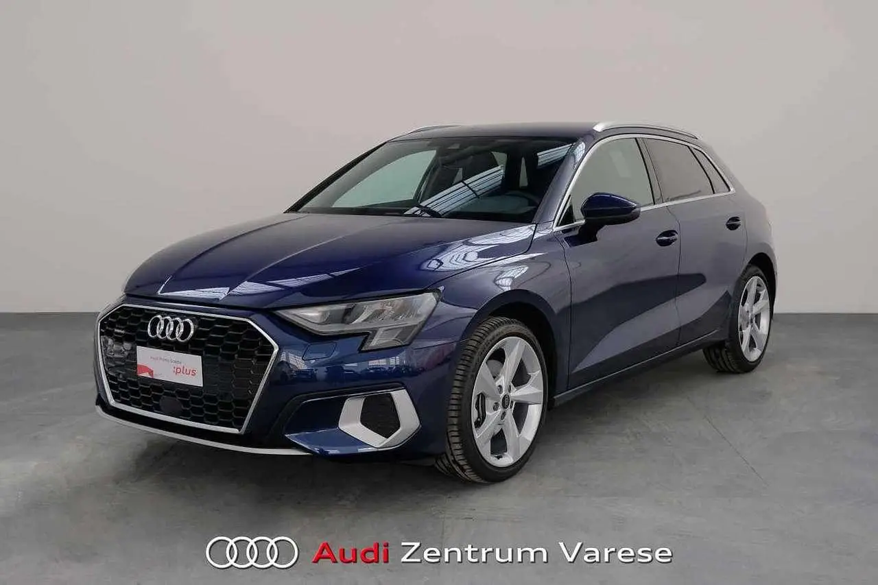 Photo 1 : Audi A3 2023 Petrol