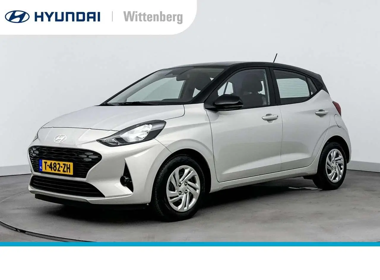 Photo 1 : Hyundai I10 2023 Petrol