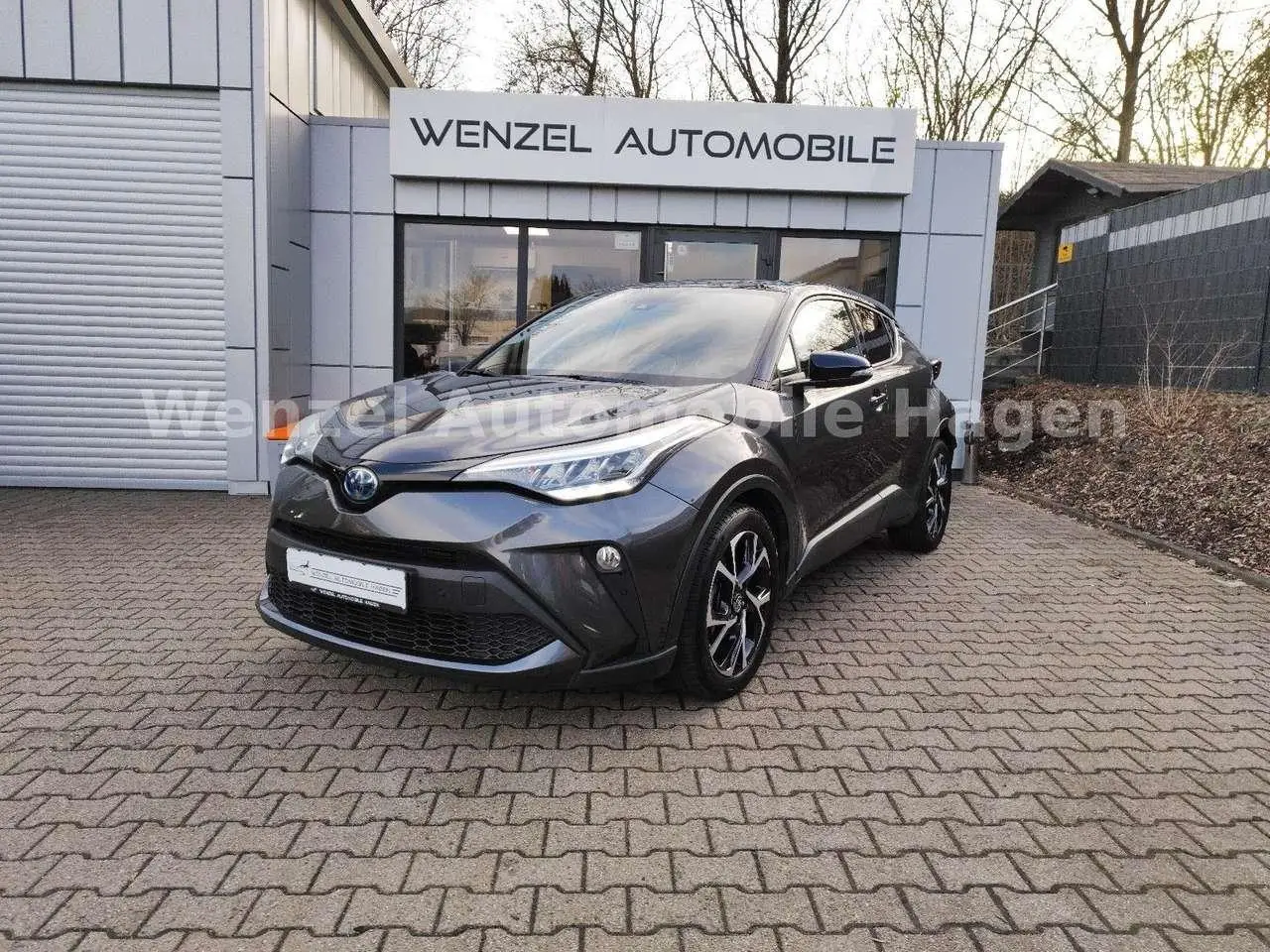 Photo 1 : Toyota C-hr 2020 Hybrid