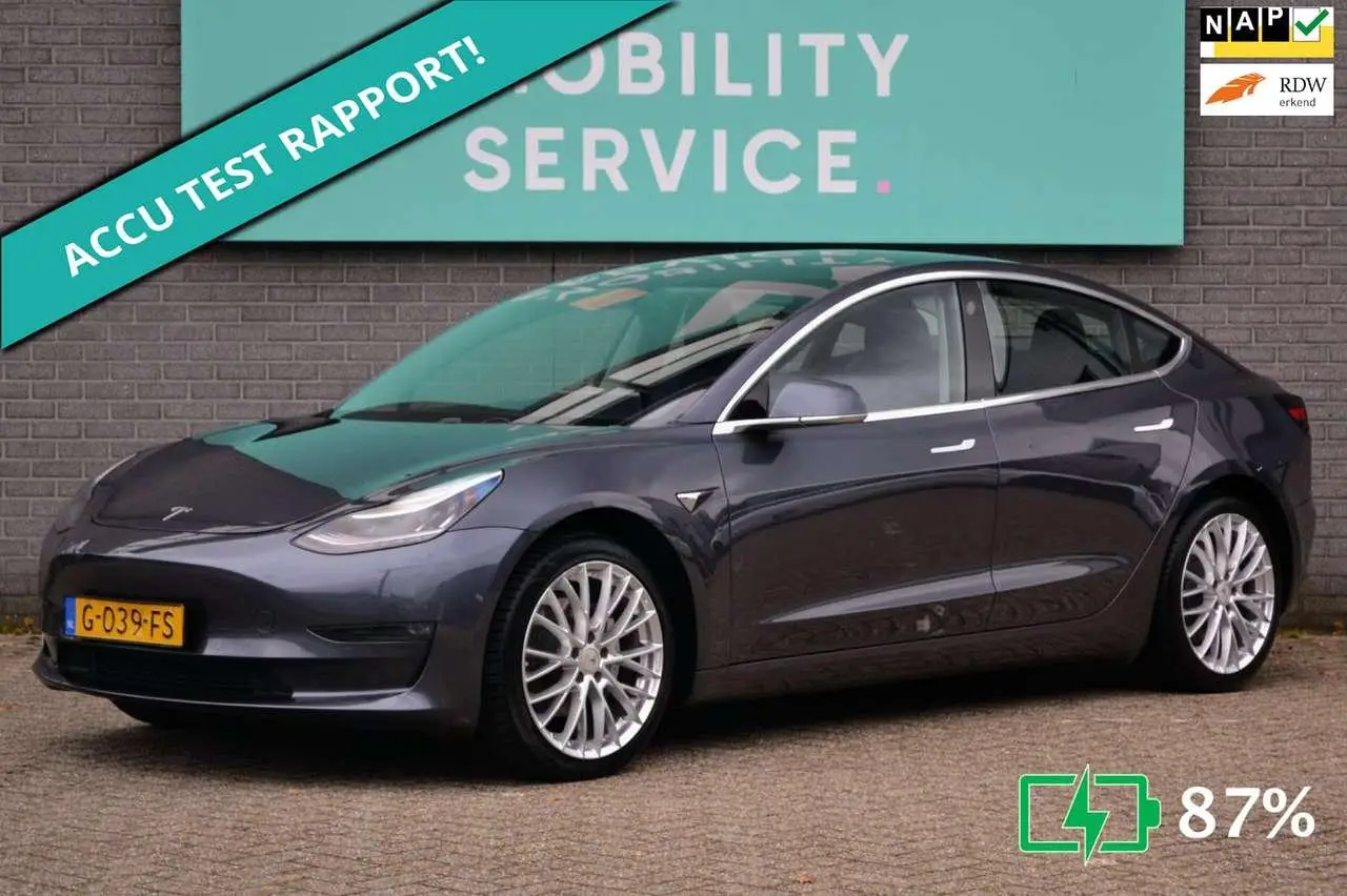 Photo 1 : Tesla Model 3 2019 Electric