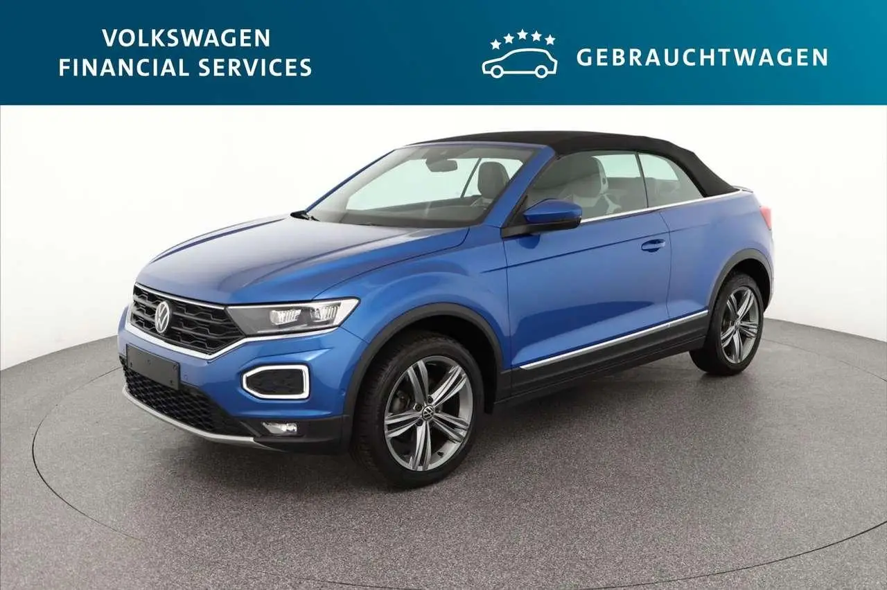 Photo 1 : Volkswagen T-roc 2021 Essence