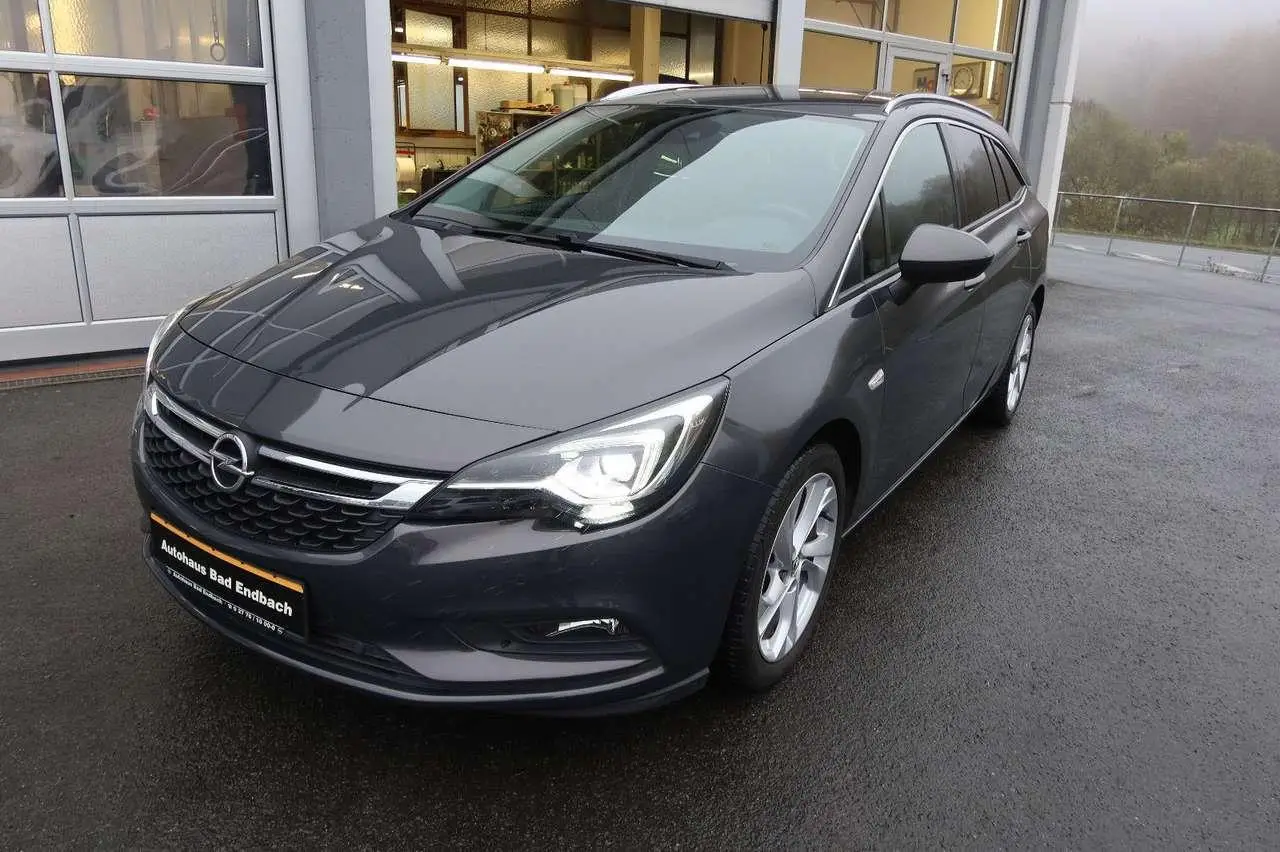 Photo 1 : Opel Astra 2016 Diesel