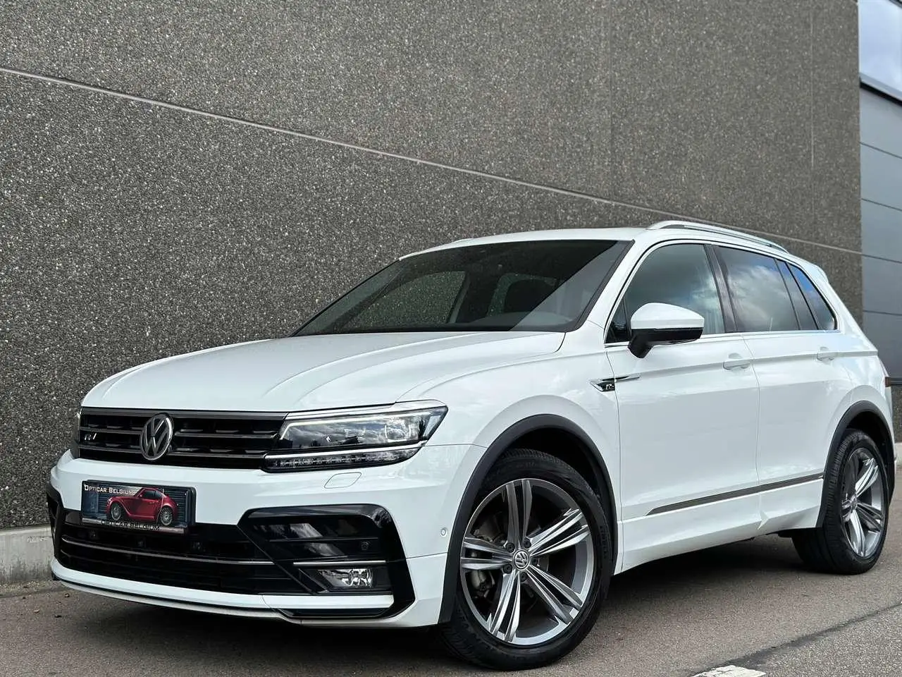 Photo 1 : Volkswagen Tiguan 2019 Essence