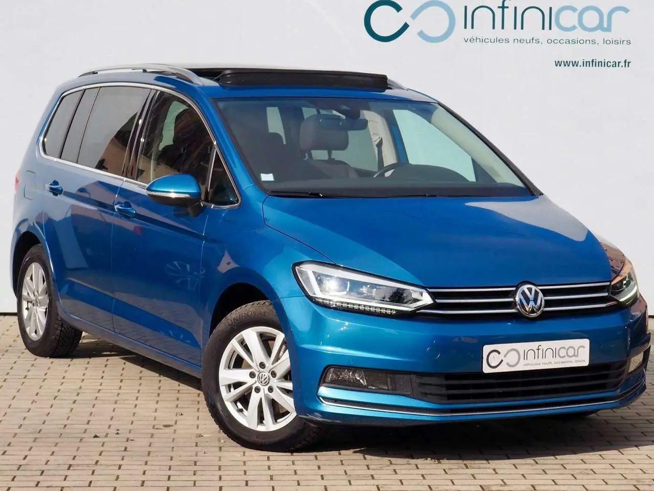 Photo 1 : Volkswagen Touran 2019 Essence