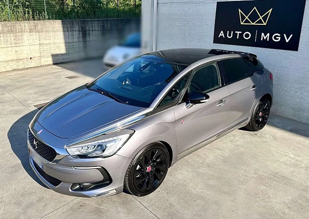 Photo 1 : Ds Automobiles Ds5 2018 Diesel