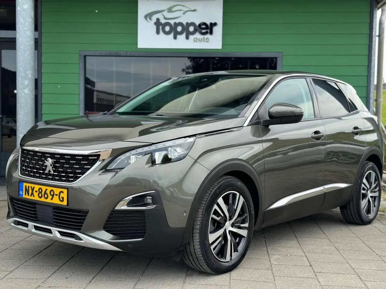 Photo 1 : Peugeot 3008 2017 Essence