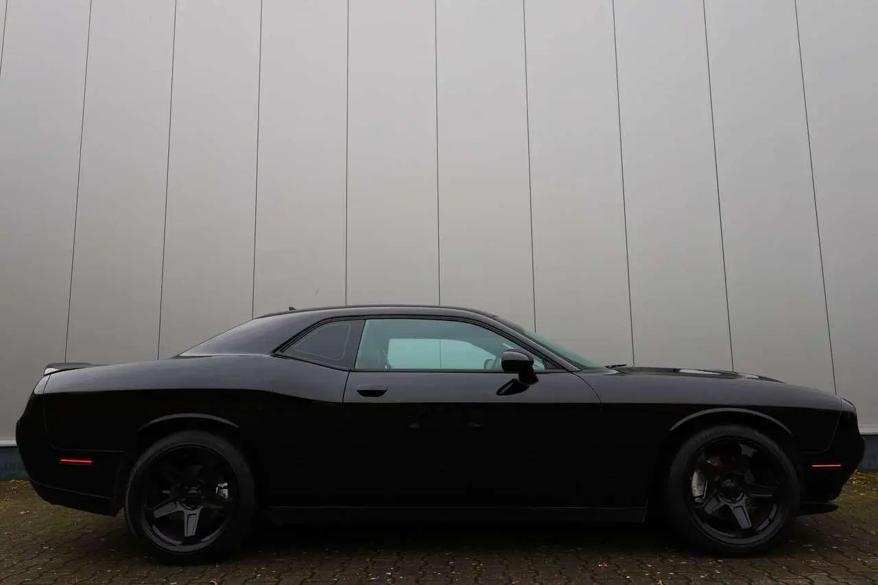 Photo 1 : Dodge Challenger 2016 Petrol