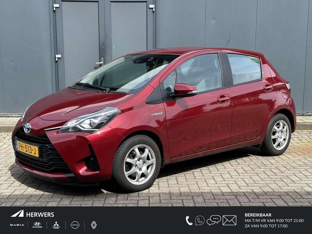 Photo 1 : Toyota Yaris 2017 Hybrid