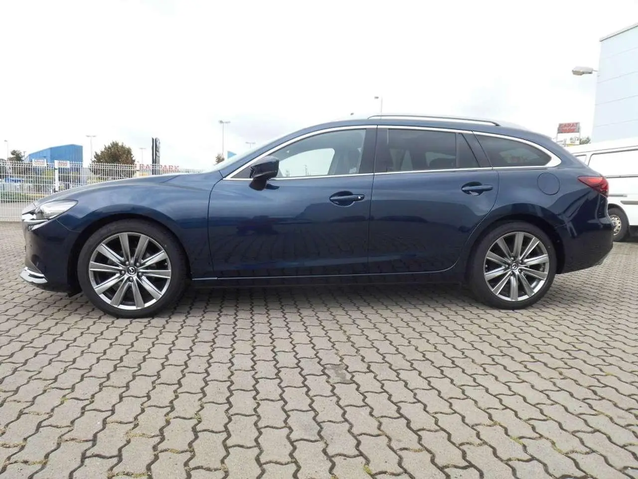 Photo 1 : Mazda 6 2020 Petrol