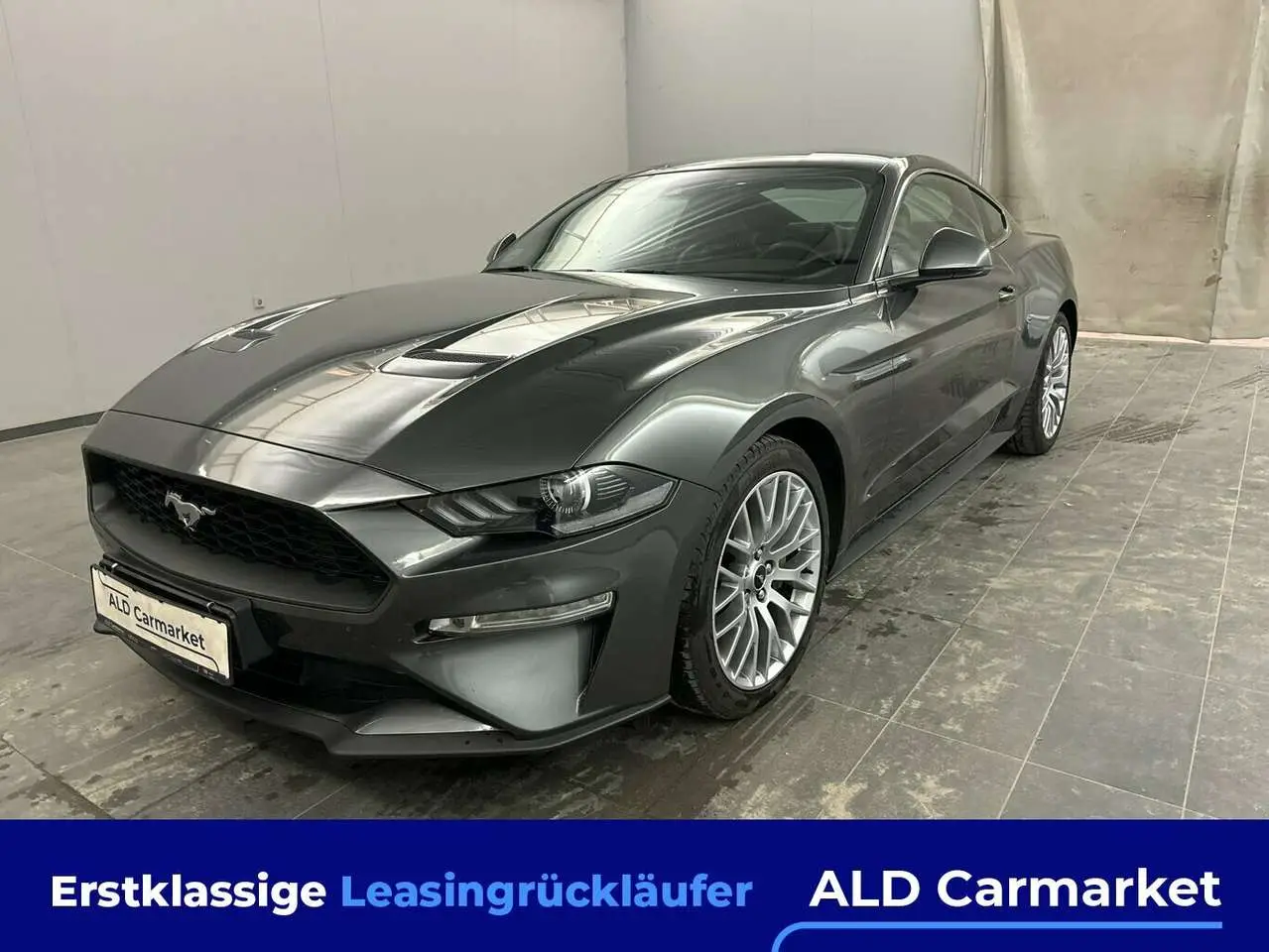 Photo 1 : Ford Mustang 2019 Petrol