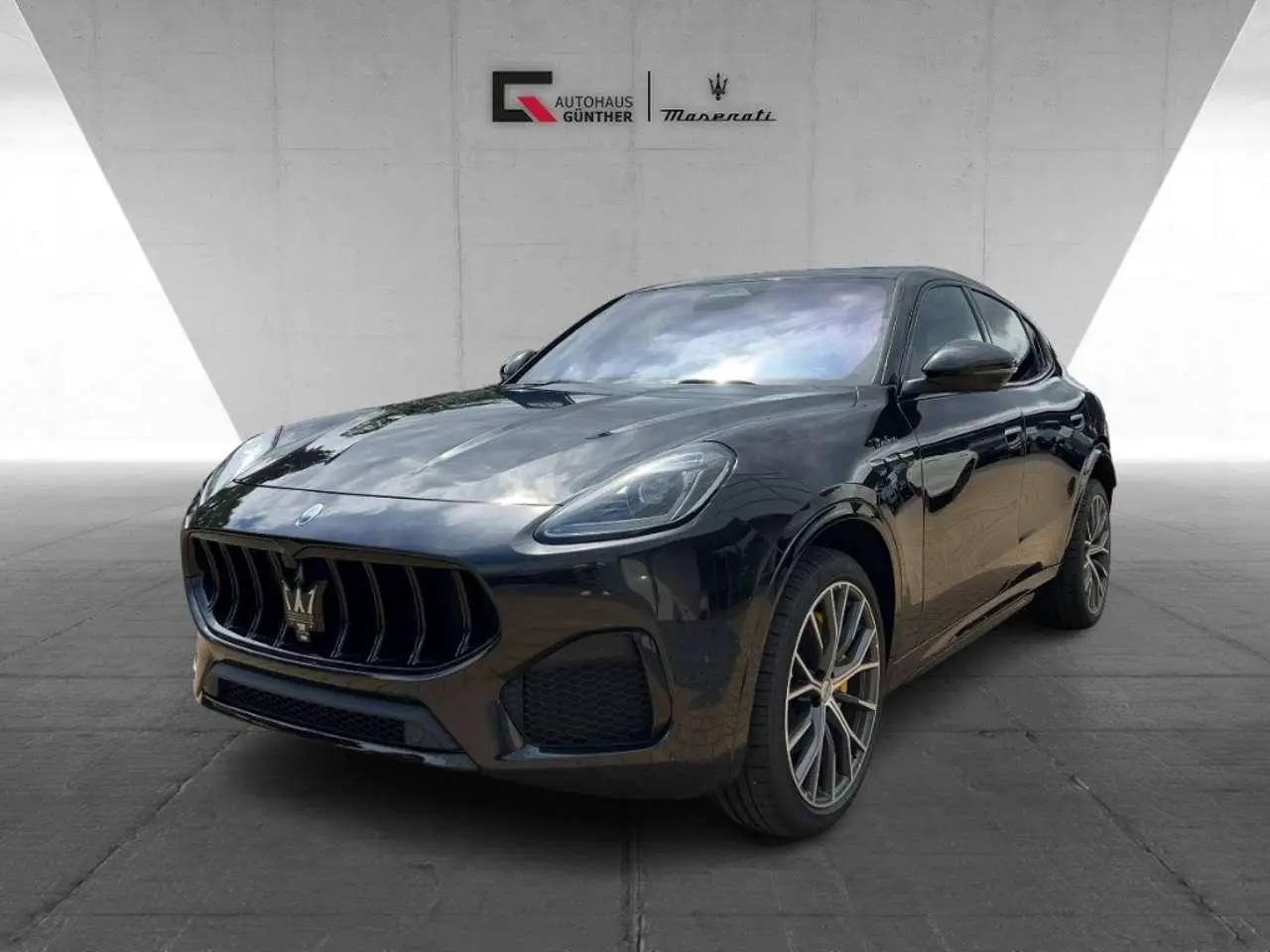 Photo 1 : Maserati Grecale 2024 Petrol