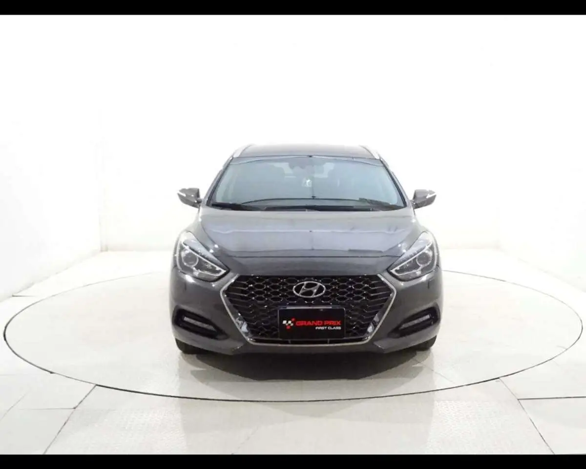 Photo 1 : Hyundai I40 2019 Diesel